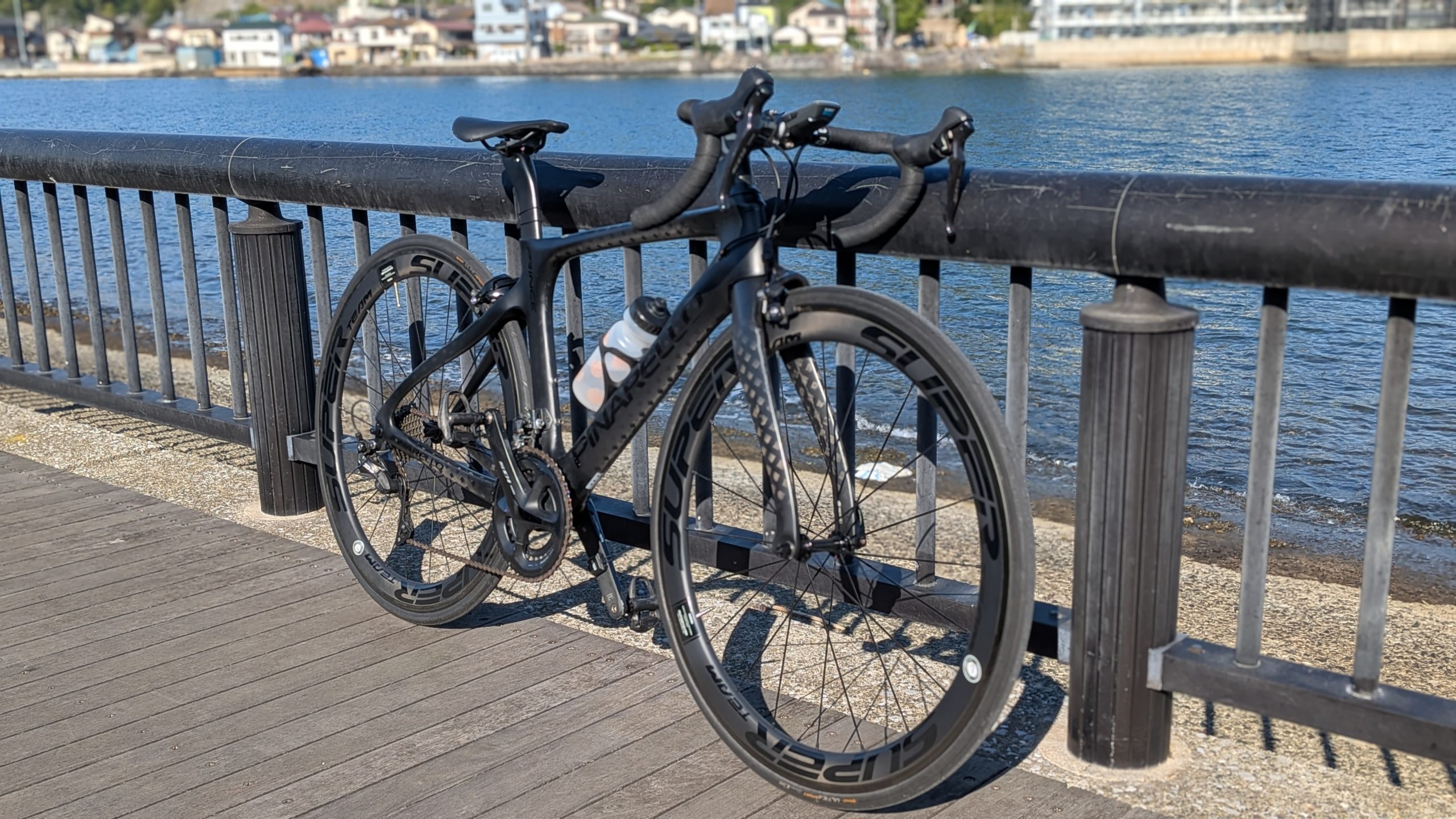 ピナレロは高いだけ？15年越しの憧れを叶えたパパが語る「一生モノ」の選び方